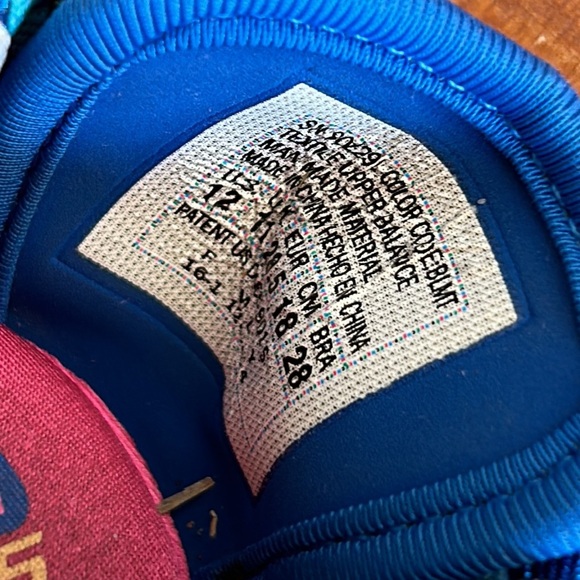 Girls, sketcher, memory foam, rainbow stretch shoes - Picture 5 of 5